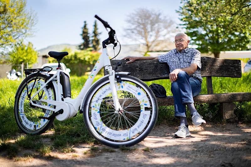 Mal entspannt ins Grüne – Nutzer und Nutzerinnen von Pedelecs sind flott, dabei CO2-frei unterwegs und leisten einen Beitrag zum Klimaschutz. (Foto: Stadtwerke Heidelberg/Tobias Dittmer)