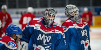 Vertragsverlängerungen von Dennis Endras und Felix Brückmann (Foto: AS Sportfoto / Sörli Binder)