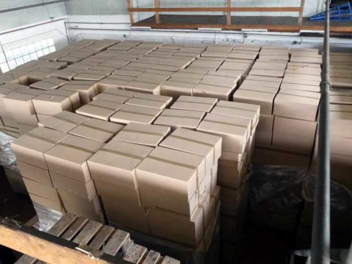 12-Mio-Zigaretten verpackt in sogenannten Mastercases © Zollfahndungsamt Frankfurt am Main