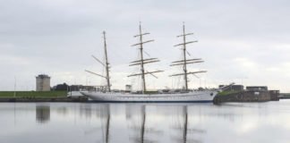 Die Gorch Fock in Wilhelmshaven (Fotograf: Leon Rodewald)