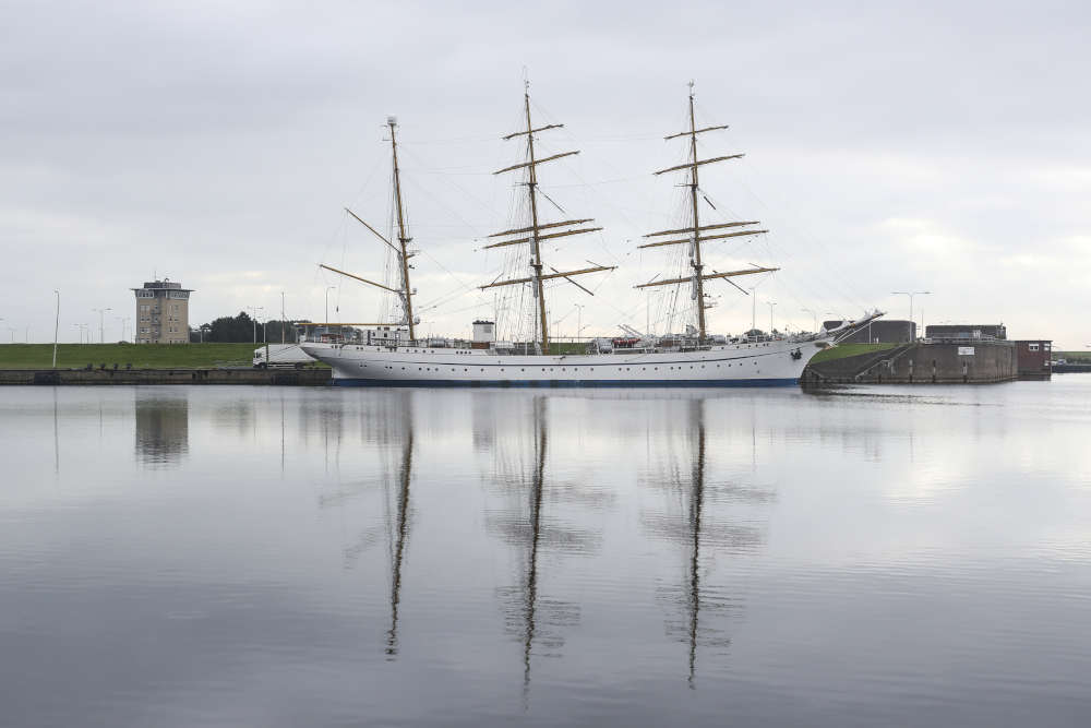 Die Gorch Fock in Wilhelmshaven (Fotograf: Leon Rodewald)