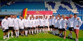 Deutsche Fußballmannschaft der Spitzenköche & Restaurateure (Foto: Fussballkoeche.de)