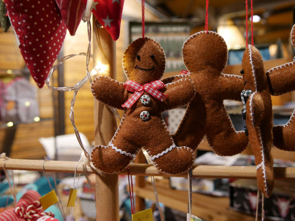 Feines Kunsthandwerk und besondere Geschenkideen werden auch dieses Jahr auf dem Christkindlesmarkt zu finden sein. (Foto: Stadt Karlsruhe/Marktamt)