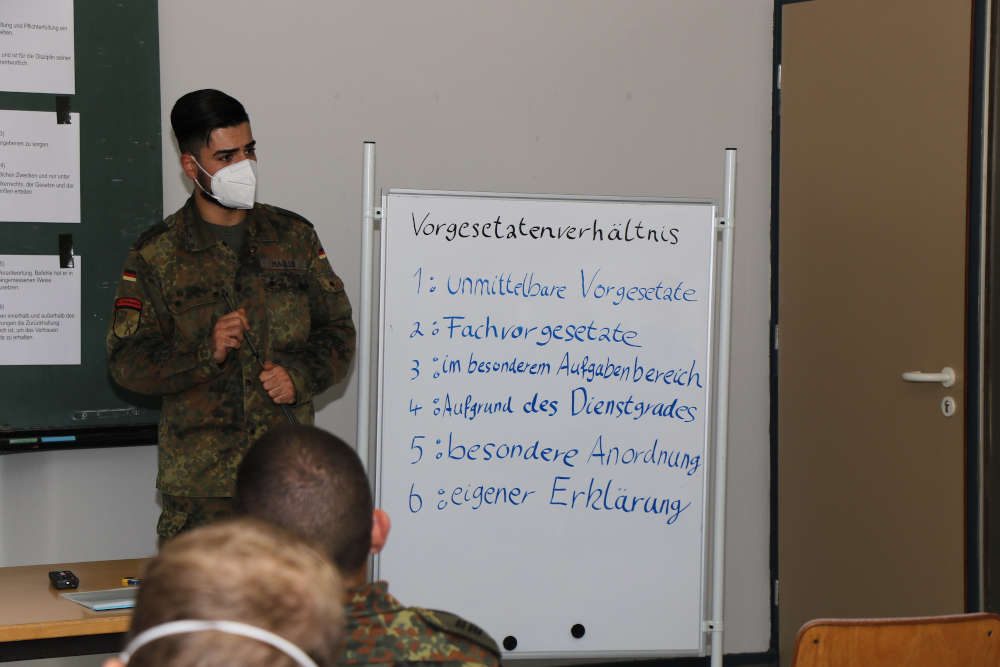 Lernzielkontrolle Training Lehrsoldat (Foto: StFw Frank Wiedemann)