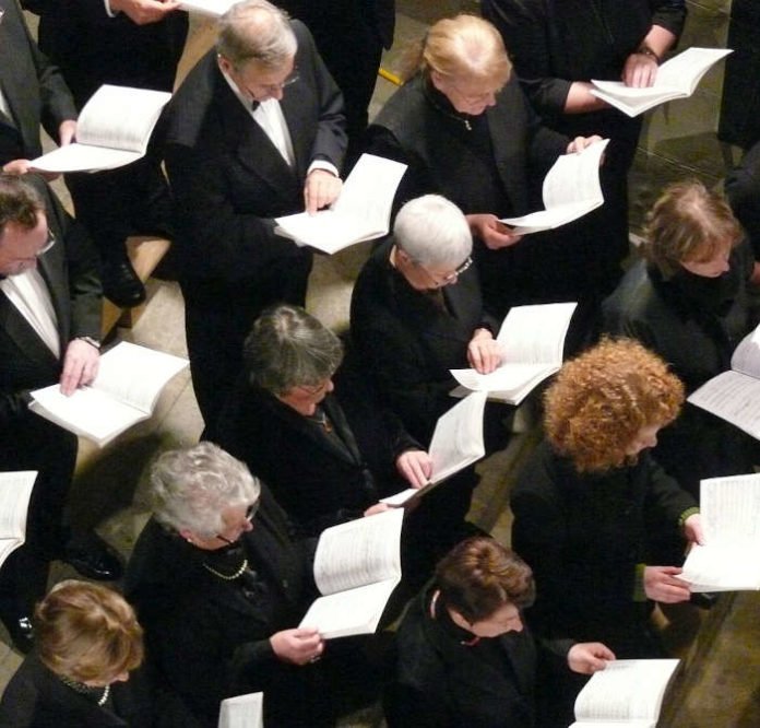 Chor (Foto: www.pfarrbriefservice.de/Peter Weidemann)