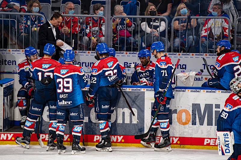 Adler Mannheim (Foto: AS Sportfoto / Sörli Binder)