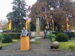 Für die Stadtspitze sprach der Beigeordnete Bernhard Adams. (Foto: Stadtverwaltung Neustadt)