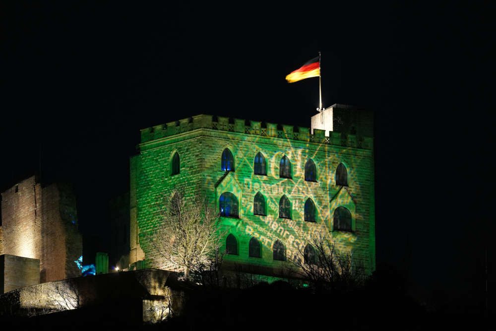 licht.atem: demokratie / AKT II Ingo Bracke Hambacher Schloss (Foto: Holger Knecht)