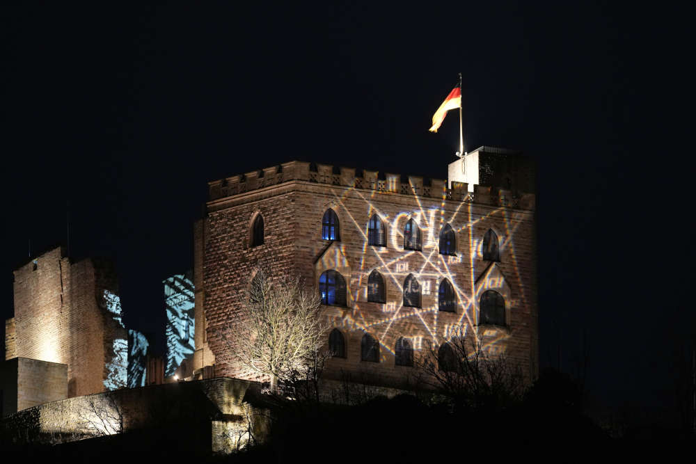 licht.atem: demokratie / AKT II Ingo Bracke Hambacher Schloss (Foto: Holger Knecht)