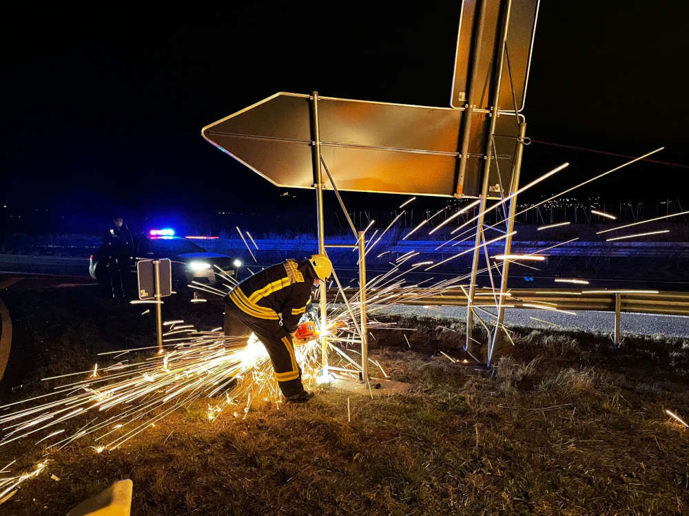 Das Schild wurde demontiert (Foto: Feuerwehr Neustadt)