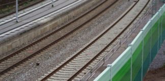 Lärmschutzwand Deutsche Bahn (Foto: Reinhard Schnell)