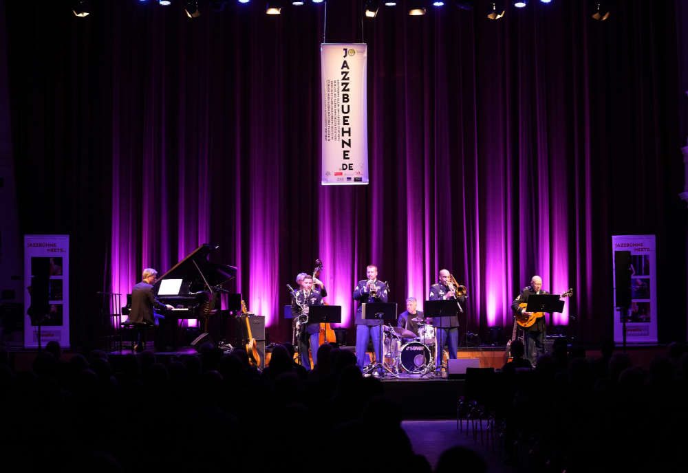 Jazzbühne meets NATO-Jazz (Foto: Reinhard Schnell)