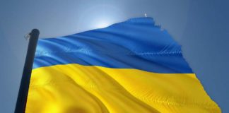 Symbolbild Flagge Ukraine (Foto: Pixabay/Gerd Altmann)