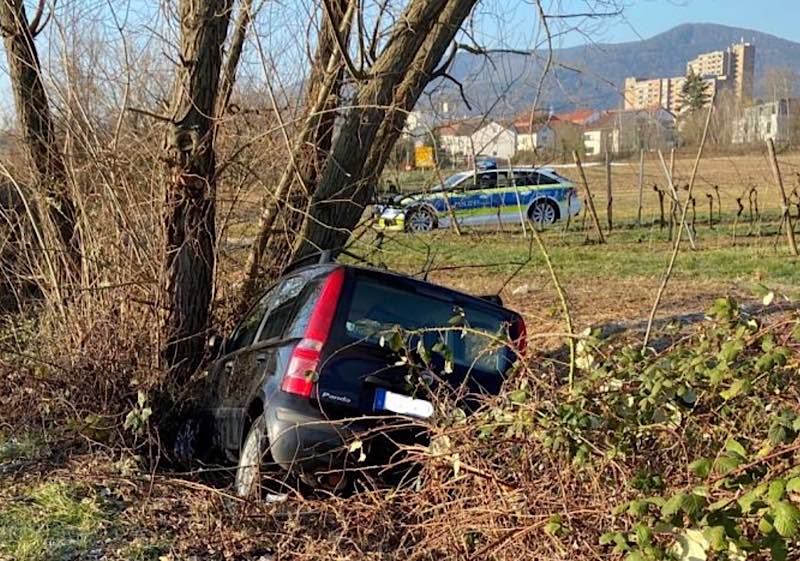 Verunfalltes Fahrzeug (Foto: Polizei RLP)