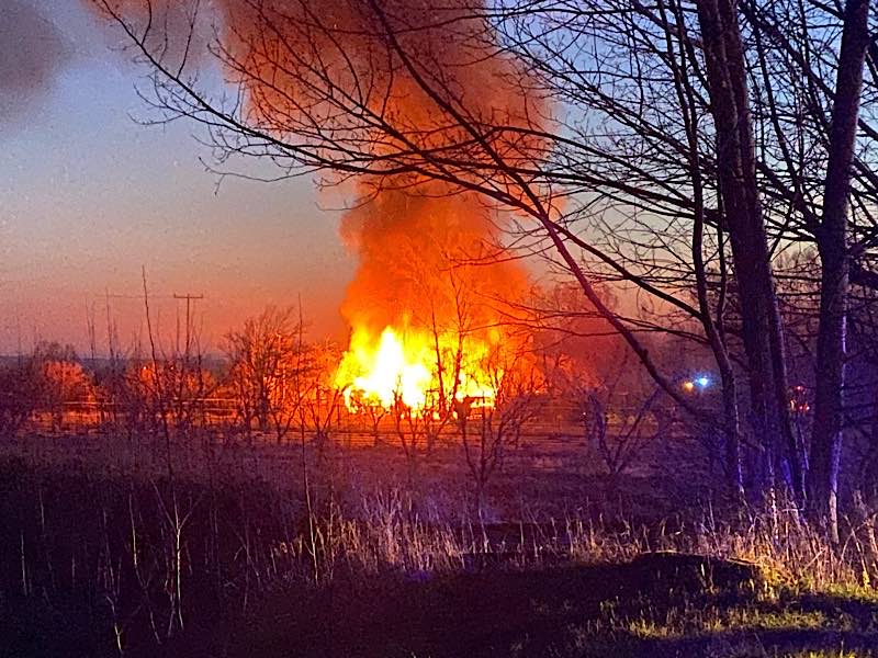 Brand eines Gartenhauses (Foto: Polizei RLP)