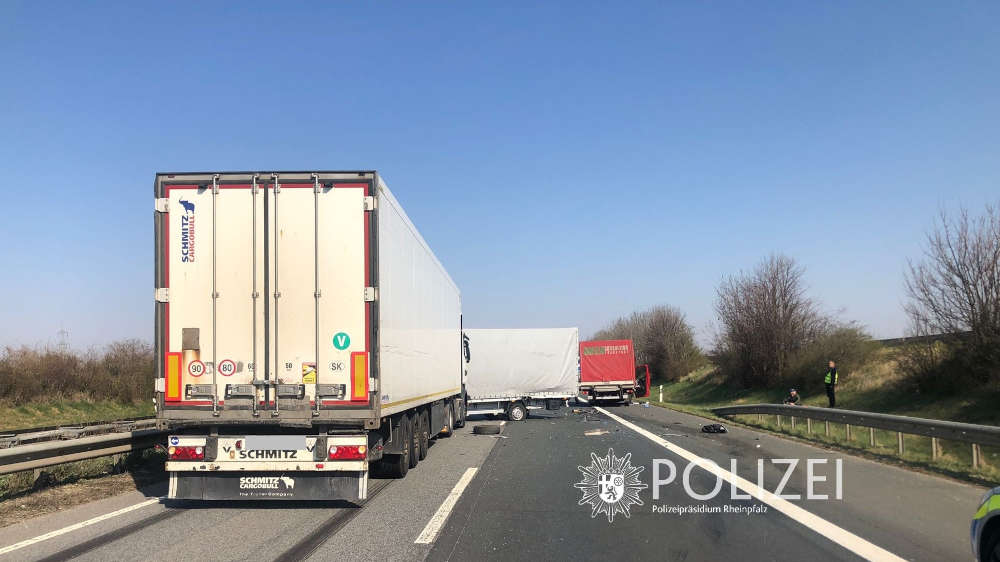 Unfall A61 (Foto: Polizei RLP)