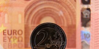 Symbolbild Geld Euro Münze Schein Geldschein (Foto: Pixabay/betexion)