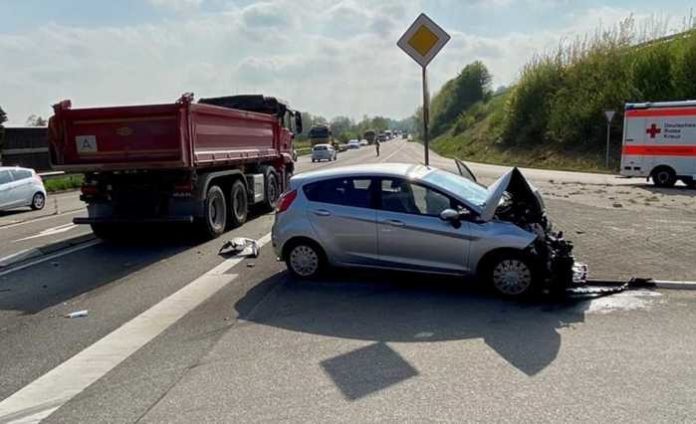 Birkweiler_Unfall mit LKW