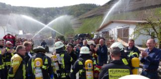 Ankunft in der Ahrtalgemeinde Mayschoß (Foto: Feuerwehr Neustadt)