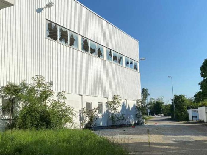 Frankenthal-Vandalismus am Gebäude einer ehemaligen Supermarktkette