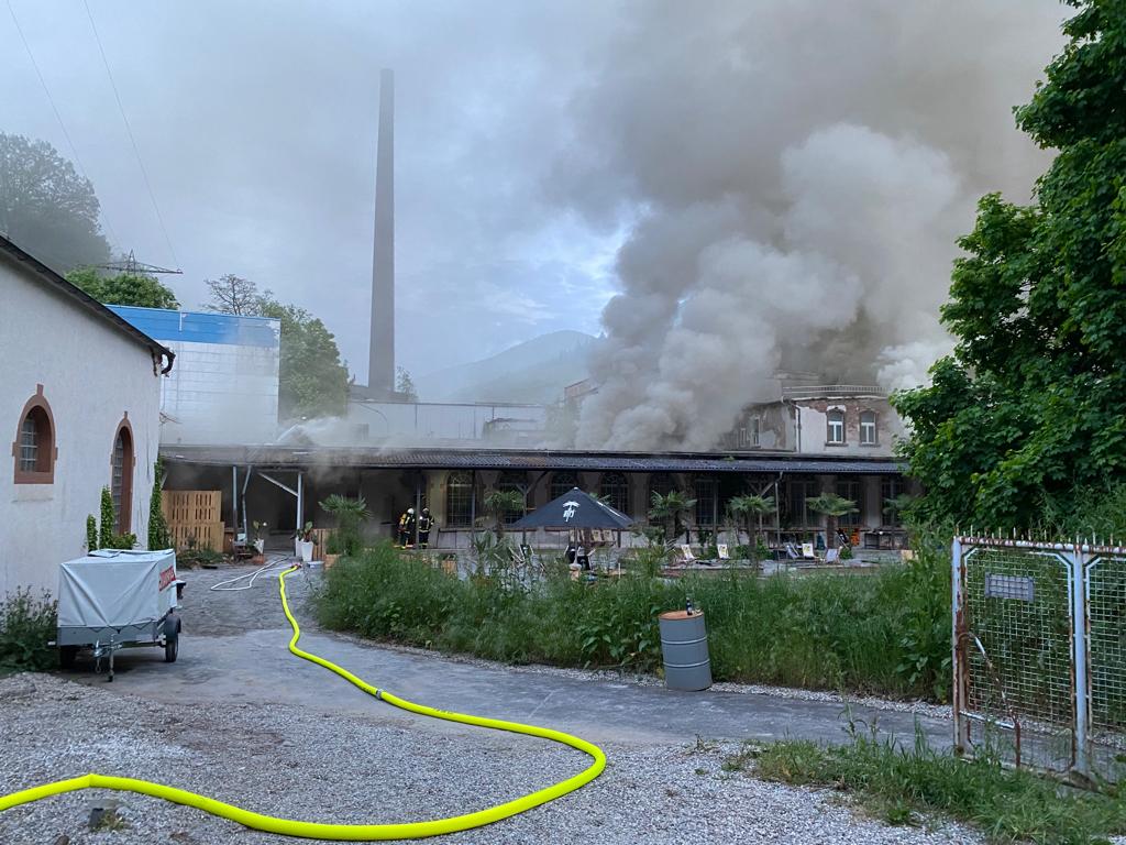 Brand auf dem ehemaligen Hoffmann&Engelmann-Gelände (Foto: Feuerwehr Neustadt)