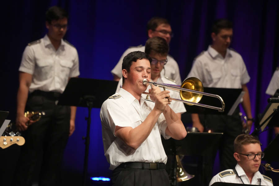 Big Band Ausbildungsmusikkorps Bundeswehr Kaiserslautern 2022 (Foto: Reinhard Schnell)