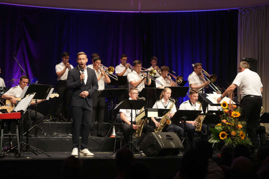Big Band Ausbildungsmusikkorps Bundeswehr Kaiserslautern 2022 (Foto: Reinhard Schnell)