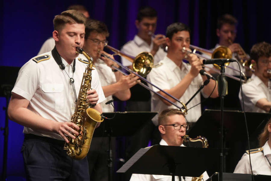 Big Band Ausbildungsmusikkorps Bundeswehr Kaiserslautern 2022 (Foto: Reinhard Schnell)
