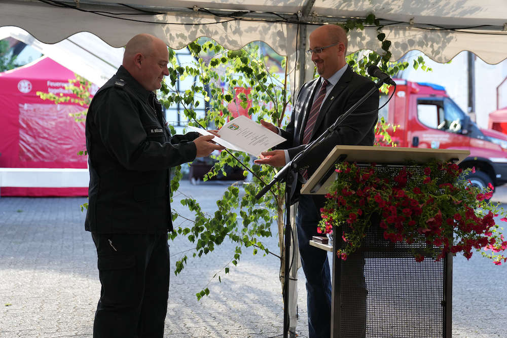 Festakt Feuerwehr Iggelbach (Foto: Holger Knecht)