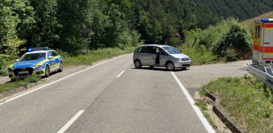 Die Unfallstelle auf der K 16 (Foto: Polizei RLP)