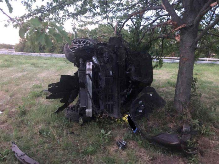 Das Unfallfahrzeug (Foto: Polizei RLP)