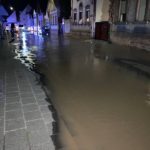 Wasserrohrbruch in der Schillerstraße (Foto: Polizei RLP)