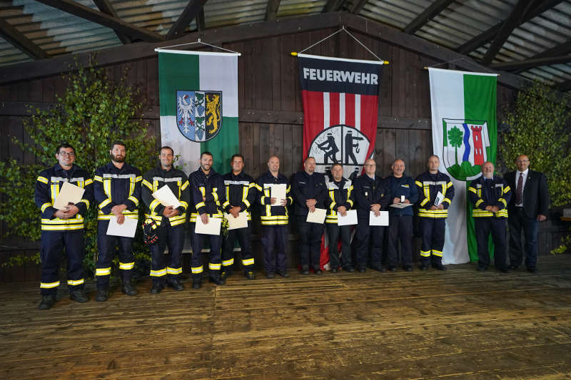 Feuerwehr-Jahresversammlung 2021 in der Waldfesthalle Esthal (Foto: Reinhard Schnell)