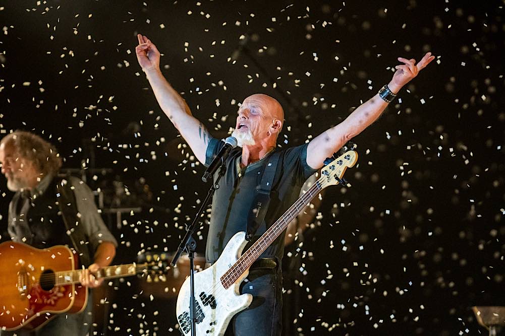 Santiano in der SAP Arena (Foto: Helmut Dell)