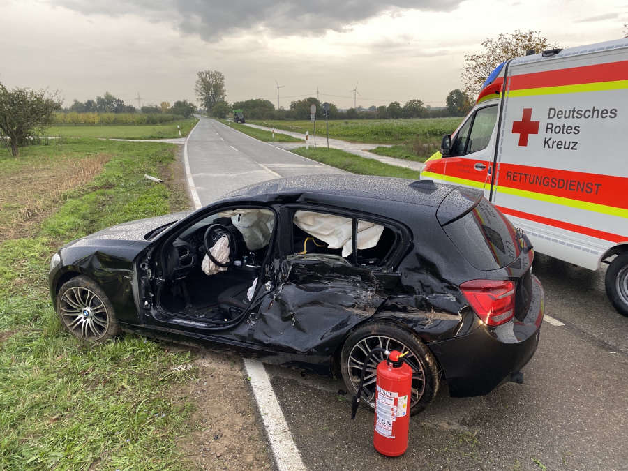 Der beteiligte PKW (Foto: Polizei RLP)