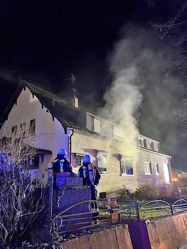 Wohnungsbrand (Foto: Feuerwehr Neustadt) Wohnungsbrand (Foto: Feuerwehr Neustadt)