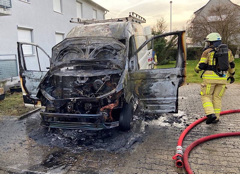 Fahrzeugbrand (Foto: Polizei RLP)