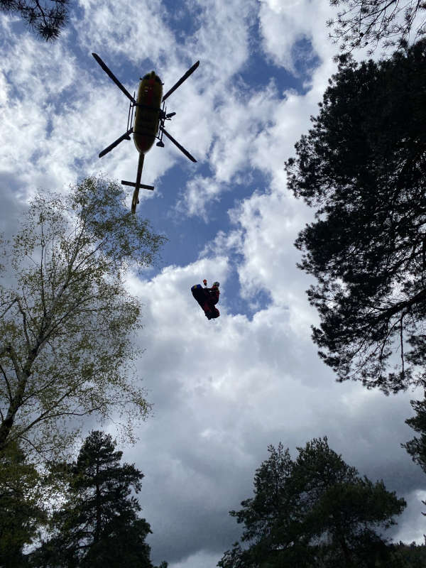 Rettungswindeneinsatz Christoph 66 (Foto: Feuerwehr Neustadt)