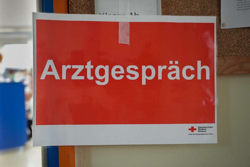 Hinweisschild (Foto: Holger Knecht)