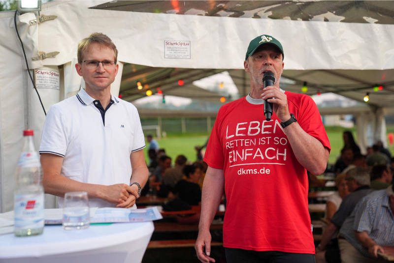 Bürgermeister Daniel Salm und Bernd Lang (Foto: Holger Knecht)