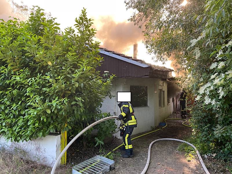 Gartenhausbrand (Foto: Polizei RLP)