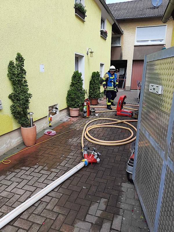 Einsatzstelle Füllergasse (Foto: Feuerwehr Haßloch)