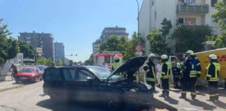 Verkehrsunfall (Foto: Feuerwehr Neustadt)