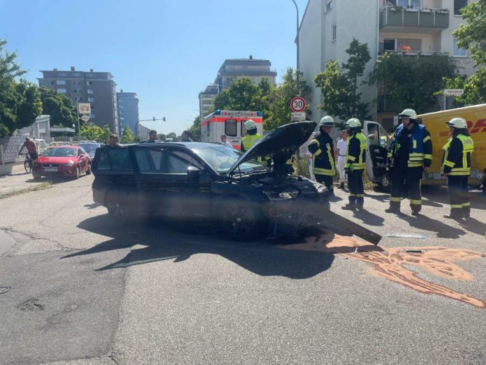 Verkehrsunfall (Foto: Feuerwehr Neustadt)