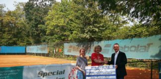 Melanie Brumm stellvertr. Geschäftsführerin und Margit Trübenbach, Vizepräsidentin Sportentwicklung, beide Special Olympics Rheinland-Pfalz mit Harald Stark, Geschäftsführer der Bernd-Jung-Stiftung (Foto: Bernd-Jung-Stiftung)