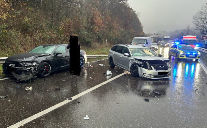 Unfallschäden B10