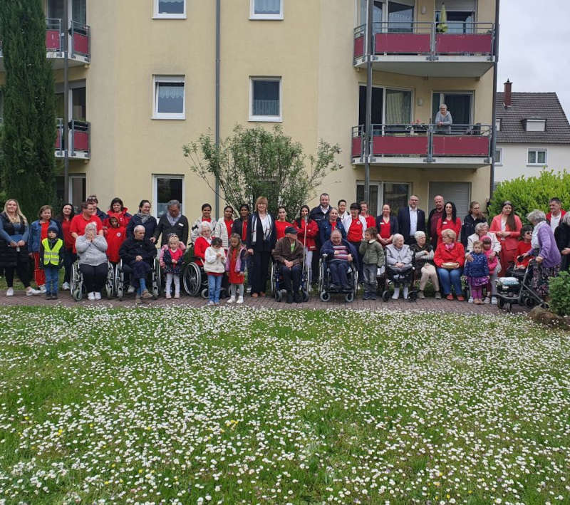 Fackelübergabe (Foto: DRK Schwesternschaft Rheinpfalz-Saar)