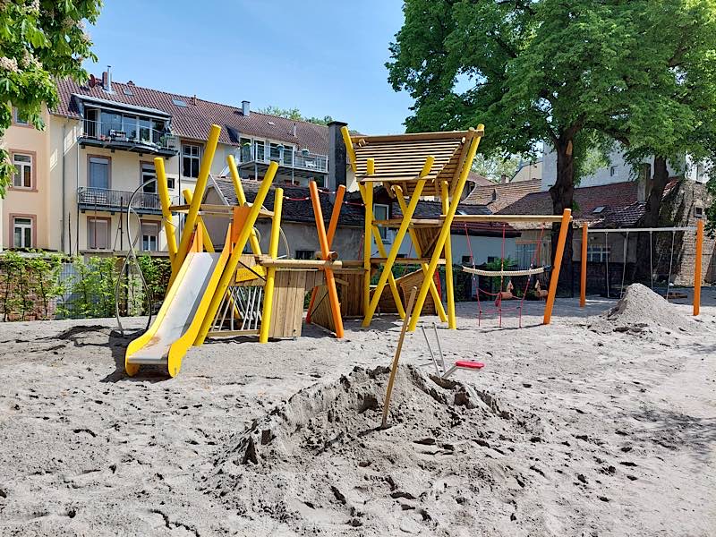 Neuer Spielplatz TSG Turnhalle (Foto: Stadt Neustadt)